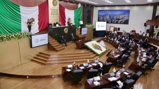 La noche de domingo el gobernador de Durango, José Rosas Aispuro Torres, ofreció su tercer informe de gobierno. (EL SIGLO DE TORREÓN)