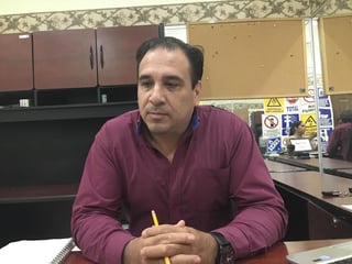 José Miguel Martínez Mejía, nuevo director de Protección Civil en Gómez Palacio, dijo que se podrían presentar lluvias en la región lagunera para miércoles y jueves por la noche.  (FABIOLA P. CANEDO/EL SIGLO DE TORREÓN)