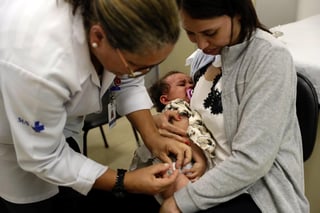 El número de muertos por sarampión en Brasil ascendió a 4 tras el último brote de esta enfermedad detectado en el país, donde han sido confirmados 2,753 casos. (ARCHIVO)