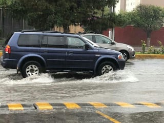 Hasta el momento las lluvias no han sido fuertes, no obstante ya se encuentran los operativos de Protección Civil para atender los incidentes. (EL SIGLO COAHUILA)