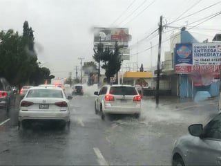 La subsecretaría de Protección Civil en  Coahuila a cargo de Francisco Ávalos  recomendó a la población conducir con precaución y en caso de presentar riesgo de inundación en sus hogares buscar albergues. (EL SIGLO DE TORREÓN)