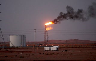 El Gobierno iraquí salió hoy al paso de las especulaciones y negó que los drones que atacaron el sábado instalaciones petroleras en Arabia Saudí provocando incendios y deteniendo la mitad de la producción de crudo del reino salieran de su territorio. (ARCHIVO)