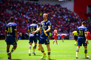 El venezolano Fernando Aristeguieta marcó el segundo gol del duelo ante Toluca, su tercera anotación en el futbol mexicano. (JAM MEDIA) 