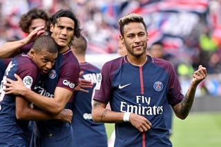 El cuadro parisino anunció las bajas de Edinson Cavani y Kylian Mbappé por lesión, mientras que Neymar acarrea una sanción. (ARCHIVO)
