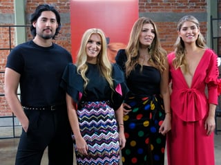De izquierda a derecha Alex Córdova, Angie Taddei, Sara Galindo y Laura Tobón. (AP) 