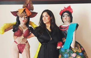 Con sombrero de charro, la actriz Salma Hayek posó con una catrina para celebrar el Día de la Independencia de México y el éxito de la serie Monarca, en la que participa como productora.
(INSTAGRAM)