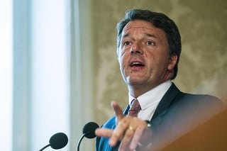 El ex primer ministro italiano Matteo Renzi abandonó el martes al gobernante Partido Democrático para formar una nueva fuerza política de centro. (ARCHIVO)