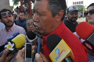 Arturo Sánchez, director de Tránsito y Vialidad, informó que, en apoyo a la Secope, se mantiene la vigilancia en el crucero de Miguel Alemán y canal Sacramento. (ARCHIVO)