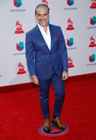 Será galardonado. Alejandro Fernández recibirá el Premio de Herencia Hispana de música en Estados Unidos. (AP)