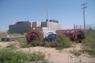 El alcalde de Madero aseguró que la planta que está inconclusa ya está inservible. (EL SIGLO DE TORREÓN/MARY VÁZQUEZ)