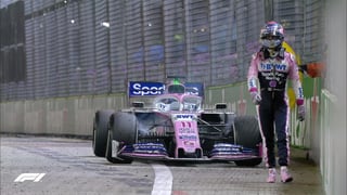 Sergio Pérez no terminó el GP de Singapur por un desperfecto en su auto. (ESPECIAL)