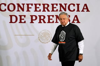 El presidente Andrés Manuel López Obrador consideró que la Secretaría de la Función Pública (SFP) deberá revisar, 'aclarar todo' y luego emitir un dictamen sobre el contrato ganado por la empresa de su compadre, Miguel Rincón. (ARCHIVO)
