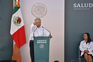 Se encuentra en Matamoros, Coahuila, donde recorrió las instalaciones de un hospital del Instituto Mexicano del Seguro Social. (ERNESTO RAMÍREZ)