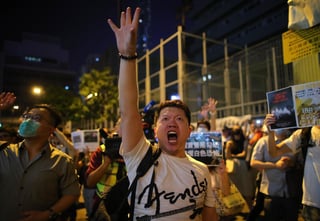 La Policía de Hong Kong rechazó hoy autorizar las tres manifestaciones convocadas por el Frente Civil de Derechos Humanos (CHRF, por sus siglas en inglés) previstas para el próximo 1 de octubre. (ARCHIVO)