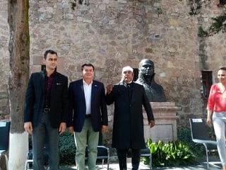 Cuitláhuac Valdés acudió en representación del gobernador y el secretario de Educación al evento de lectura en Michoacán. (EL SIGLO DE TORREÓN/EDITH GONZÁLEZ)