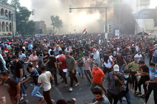 Al menos cinco personas murieron hoy en el segundo día de protestas en Irak, que se han extendido en Bagdad y han llegado al sur del país. (ARCHIVO)
