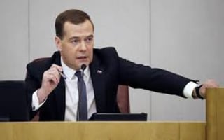 El primer ministro de Rusia, Dmitri Medvedev, denunció este jueves una presión externa sin precedentes contra su país y Cuba. (ARCHIVO)