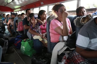 El Gobierno federal trabaja para retrasar el inicio del Protocolo de Protección al Migrante por la frontera entre Piedras Negras en Coahuila y la ciudad de Eagle Pass en Texas. (ARCHIVO)