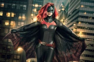 Batwoman es la más reciente serie del Arrowverso que llegará esta temporada a la pantalla chica de la mano de la cadena de televisión The CW, sin embargo, se presentó el episodio piloto que ha provocado las primeras reacciones. (ESPECIAL)