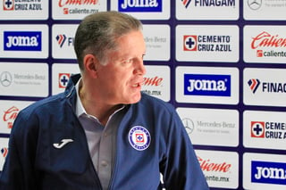 Víctor Garcés, vicepresidente del Cruz Azul, reveló que recibía Ricardo Peláez quería imponer sus condiciones como director deportivo de La Máquina. (ARCHIVO)