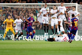 El astro argentino Lionel Messi se estrenó como goleador en la temporada 2019-20 del futbol español, dentro de la paliza que propinó el Barcelona al Sevilla en la octava jornada. (ARCHIVO) 
