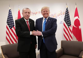 Donald Trump, confirmó este martes que el 13 de noviembre recibirá a su homólogo turco, Recep Tayyip Erdogan, en la Casa Blanca. (ARCHIVO)

