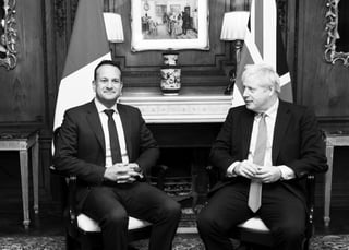 Tras reunirse con su homólogo británico, Boris Johnson, Varadkar indicó que se han producido avances. (EFE)