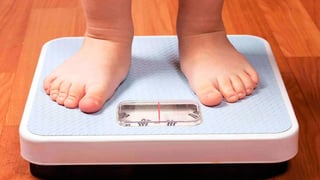 De acuerdo con estudios a nivel mundial, se ha comprobado que el peso de la madre durante la gestación puede ser un factor de riesgo para la obesidad. (ESPECIAL)