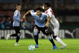 Los uruguayos se impusieron por la mínima diferencia ante su similar de Perú. (AP) 