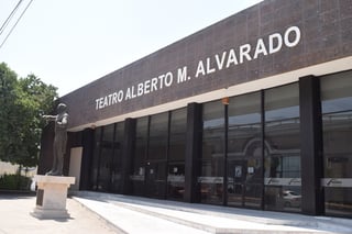 Funcional. Tras su temporal abandono, el Teatro Alberto M. Alvarado volverá a albergar obras laguneras con frecuencia.. (ARCHIVO) 