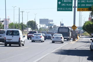 Gómez Palacio y Lerdo no descartan en los próximos tres años la instalación de centros de verificación vehicular para homologarlos con el vecino municipio de Torreón. (EL SIGLO DE TORREÓN)