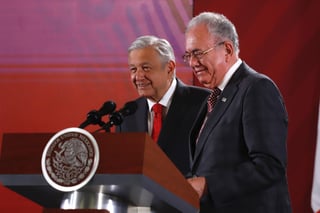 El presidente Andrés Manuel López Obrador se reunió en Palacio Nacional con el secretario de Comunicaciones y Transportes, Javier Jiménez Espriú, entre otros funcionarios. (ARCHIVO)