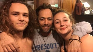 Sophie y Jack, hijos del fallecido actor Luke Perry, recibieron parte de la herencia de su papá, en la que se incluye una mansión en el área de San Fernando Valley, de Los Ángeles. (INSTAGRAM)