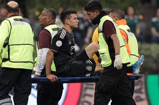 Hirving Lozano salió lesionado en el partido del martes frente a Panamá en la cancha del Estadio Azteca. (NOTIMEX) 