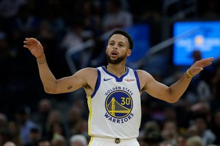Stephen Curry buscará guiar a los Warriors a su sexta final consecutiva de la NBA, aunque para esta temporada perdieron a jugadores importantes como Kevin Durant y Andre Iguodala. (AP) 