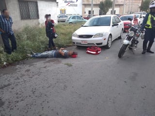 El responsable y protagonista del choque se identificó ante las autoridades como Jorge Antonio, de 28 años de edad, conductor de un vehículo Dodge Atos en color rojo.
(EL SIGLO DE TORREÓN)