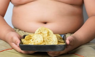 El legislador argumentó que cada año, casi tres millones de personas fallecen como resultado de tener sobrepeso u obesidad, por lo que se ha convertido en la quinta causa de muerte en todo el mundo. (ESPECIAL)