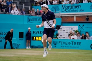 Andy Murray vino de atrás para derrotar 3-6, 7-5, 6-2 a Ugo Humbert en las semifinales del torneo de Amberes.