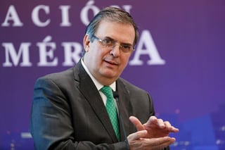 El secretario de Relaciones Exteriores, Marcelo Ebrard, anunció que la reunión con el embajador de Estados Unidos, Cristopher Landau y su equipo para congelar el tráfico de armas a México concluyó. (ARCHIVO)