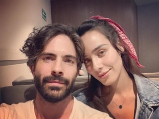 Esmeralda Pimentel y Osvaldo Benavides ahora habrían dado por terminada su relación por 'querer experimentar otras cosas'. (ESPECIAL)