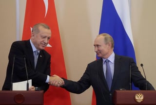 Los presidentes de Rusia, Vladímir Putin, y de Turquía, Recep Tayyip Erdogan, acordaron este martes crear una zona de seguridad en el noreste de Siria. (EFE)