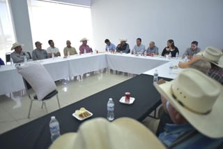 Nabor Encinas Macías, titular de la dirección de Fomento Agropecuario de Ciudad Acuña, dio a conocer los nueve proyectos autorizados. (EL SIGLO COAHUILA)