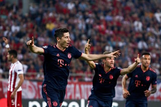El futbolista polaco, Robert Lewandowski marcó al minuto 34 y 62, para encaminar al Bayern al triunfo en la Champions League. (EFE)