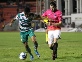 Aguirre marcó el tercer gol del duelo. (Especial)