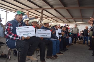 Ayer se entregaron 191 proyectos productivos para campesinos de la región Lagunera.