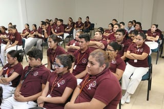La Escuela de Enfermería Técnica del DIF Torreón, incorporó a partir de este semestre, la materia de Lengua de Señas a su programa de estudios. (DIANA GONZÁLEZ)