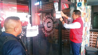 Nuevamente se colocaron los sellos de clausura en la Cervecería Chapultepec; ahora son definitivos.