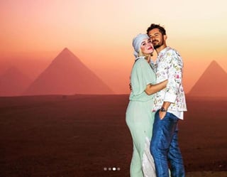 Katy Perry se fue a festejar hasta Egipto con su novio Orlando Bloom. (INSTAGRAM)
