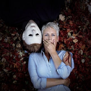 Terror. Jamie Lee Curtis ha hecho un sinfín de películas, pero ha sido su papel de “Laurie Strode” en la saga de Halloween el que la catapultó hacia el éxito.