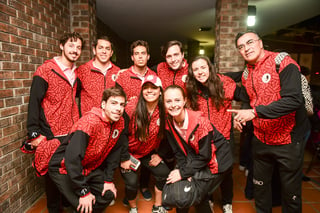 Mauricio, Ricardo, Iván, Andrés, Alejandra, Abraham, Adrián, Marisa y María José.